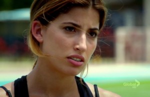 Tania Raymonde sexy en Hawaii Five-0 