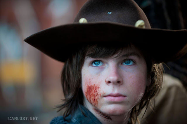 Carl Grimes (Chandler Riggs) en el final de temporada de The Walking Dead 4x16 A