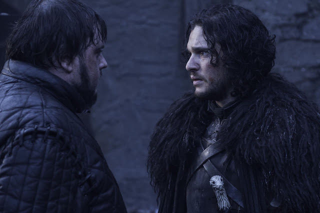 Samwell Tarly (John Bradley) y Jon Snow (Kit Harington) en Game of Thrones 4.09 The Watchers on the Wall