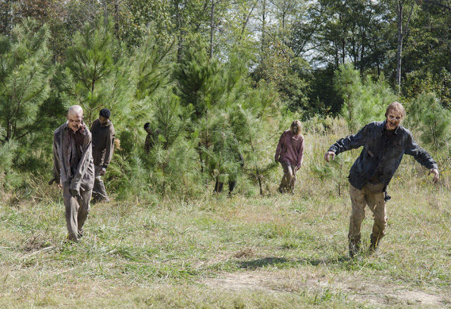 Walkers en The Walking Dead 5x14 Spend