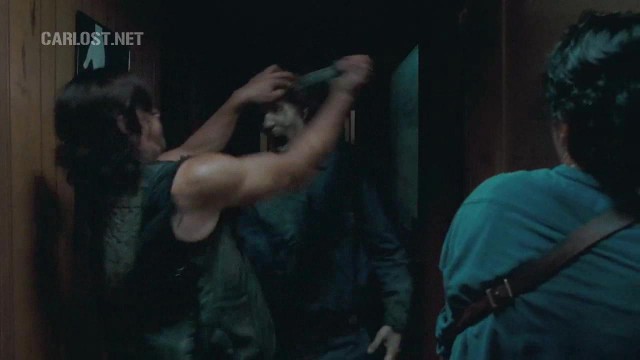 (Spoiler) Daryl matando caminantes en The Walking Dead 6x11 Knots Untie