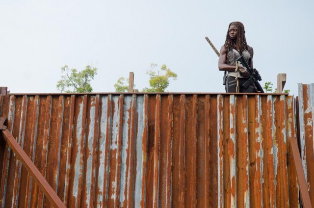 Danai Gurira como Michonne en The Walking Dead 6x10