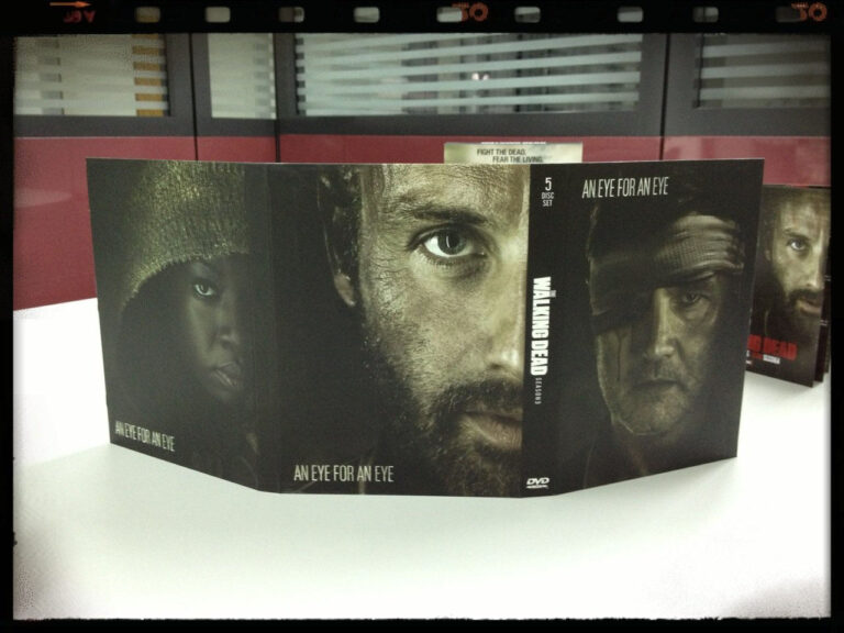 The Walking Dead - Unboxing del DVD & Blu-ray de la Tercera Temporada