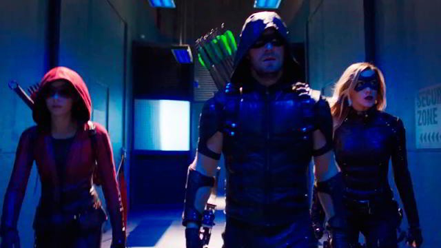 Thea (Speedy), Oliver (Green Arrow) y Laurel (Black Canary) en Arrow 4x11 (Promos)