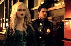 The Flash Temporada 2 - Caitlin Snow (Danielle Panabaker) y Ronnie Raymond (Robbie Amell)