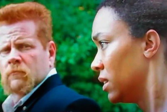 Abraham y Sasha en nueva escena de The Walking Dead 6x09 No Way Out