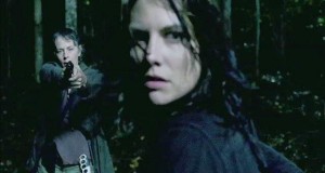 Carol (Melissa McBride) y Maggie (Lauren Cohan) en The Walking Dead 6x13 The Same Boat