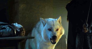 Jon Snow y Ghost en Game of Thrones 6x01 The Red Woman