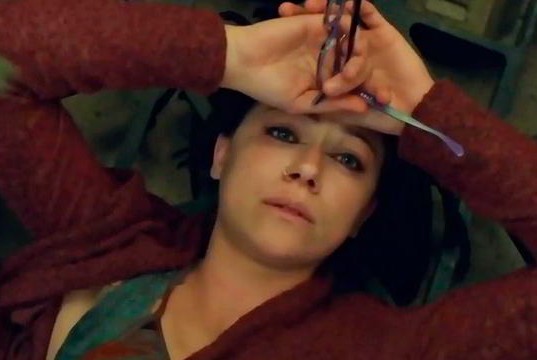 Tatiana Maslany como Cosima Niehaus en Orphan Black 4x02