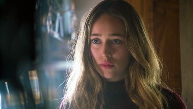 Alycia Debnam Carey como ALicia Clark en Fear The Walking Dead 2x05 Captive