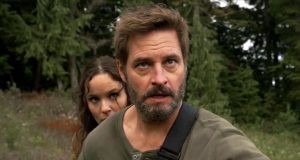 Katie y Will en el trailer de Colony Temporada 3