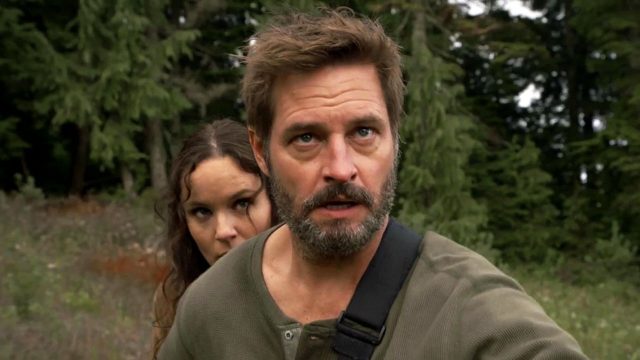 Katie y Will en el trailer de Colony Temporada 3