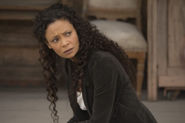 Westworld S02E'6 - Thandie Newton como Maeve