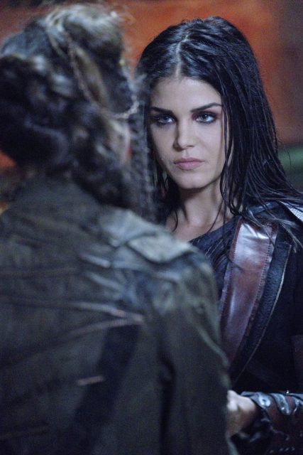 The 100 5x06 - Marie Avgeropoulos como Octavia Blake