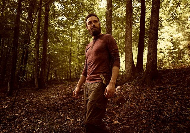 Ross Marquand como Aaron