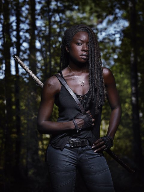 Retrato de Danai Gurira como Michonne en la Temporada 9 de The Walking Dead