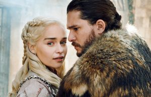 Emilia Clarke y Kit Harington en sesión de fotos del final de Game of Thrones