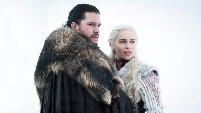 Jon Snow y Daenerys Targaryen en Game of Thrones 8x01 (Episodio 68) - Carlost.net
