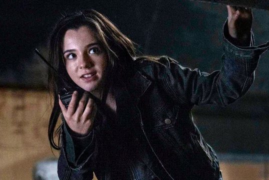 Charlie en Fear The Walking Dead 5x04 Skidmark