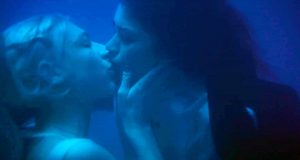 Beso entre Jules y Rue en Euphoria 1x06 The Next Episode