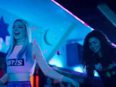 Jules (Hunter Schafer) y Rue (Zendaya) en Euphoria 1x05