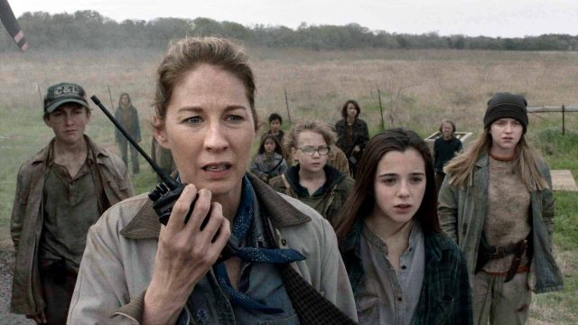 June (Jenna Elfman) en Fear The Walking Dead Temporada 5 Capitulo 8