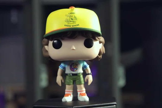 Figura Funko Pop! de Dustin en la tercera temporada de Stranger Things