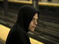 Rami Malek como Elliot Alderson en Mr. Robot 4x02