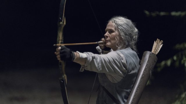 Melissa McBride como Carol Peletier en The Walking Dead Temporada 10 Episodio 7