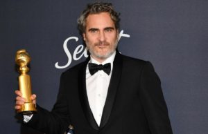 Joaquin Phoenix ganador del Golden Globe a Mejor actor de película por Joker