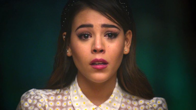 Lucrecia (Danna Paola) en la tercera temporada de Elite