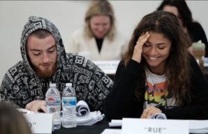 Angus Cloud y Zendaya en la lectura del guión de la segunda temporada de Euphoria