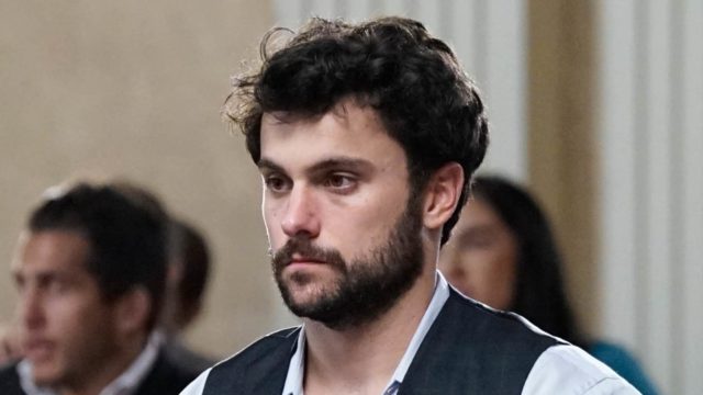 Connor en HTGAWM 6x10