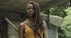 Danai Gurira como Michonne en The Walking Dead 10x13