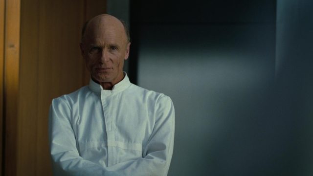 Ed Harris (William)