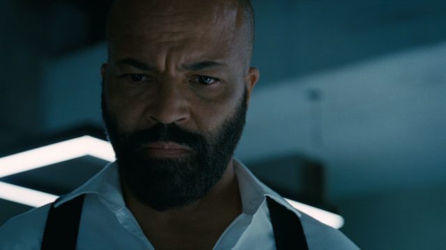 Jeffrey Wright como Bernard en Westworld 3.07