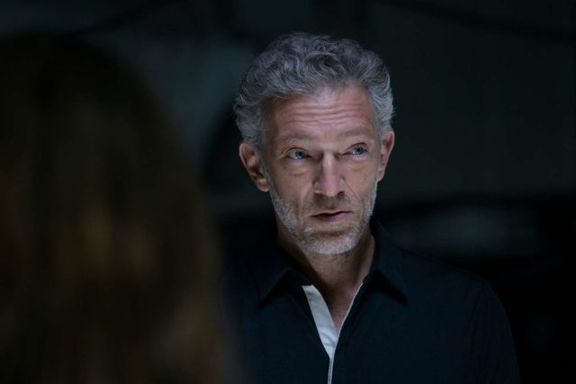 Vincent Cassel como Serac en Westworld S03E07