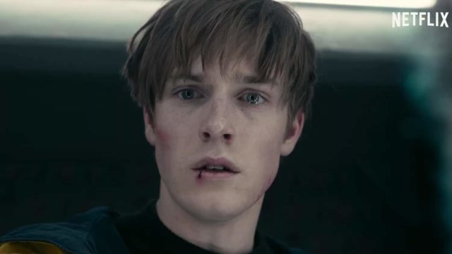 Louis Hofmann como Jonas en Dark