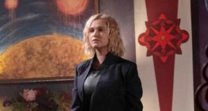 Eliza Taylor como Clarke en The 100 Temporada 7 Capitulo 1