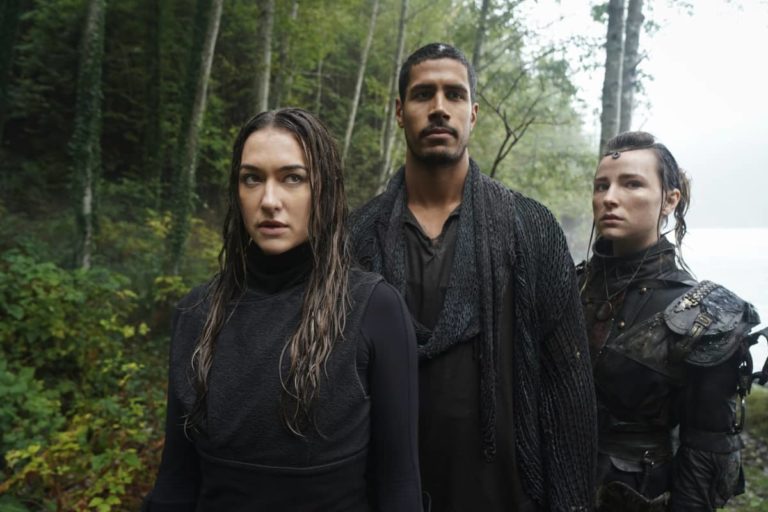 Echo, Gabriel y Hope en The 100 7x02 The Garden