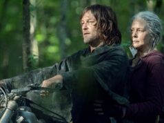 Daryl (Norman Reedus) y Carol (Melissa McBride) en moto en The Walking Dead