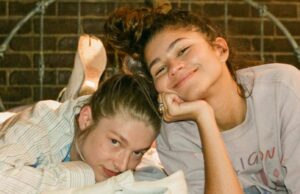 Jules (Hunter Schafer) y Rue (Zendaya) en el episodio especial de Euphoria