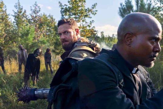 Aaron y Gabriel en The Walking Dead 10x19 'One More'