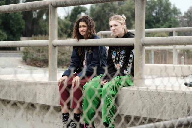 Rue (Zendaya) y Jules (Hunter Schafer) en Euphoria S02E03