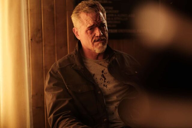 Eric Dane como Cal Jacobs en Euphoria 2x03