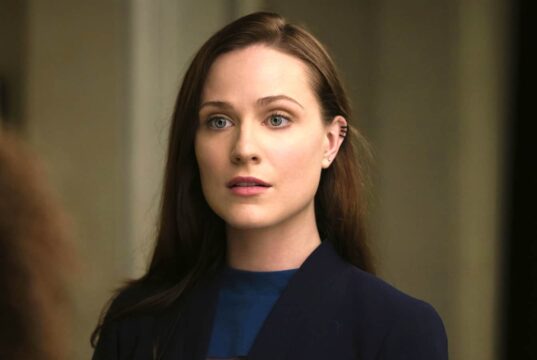 Evan Rachel Wood en Westworld 4x01