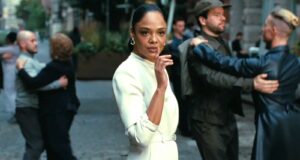 Tessa Thompson en Westworld 4x05 Zhuangzi