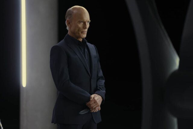 Ed Harris en Westworld 4x07 Metanoia