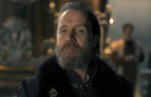 Rhys Ifans como Otto Hightower en House of The Dragon (La Casa del Dragón) 1x09