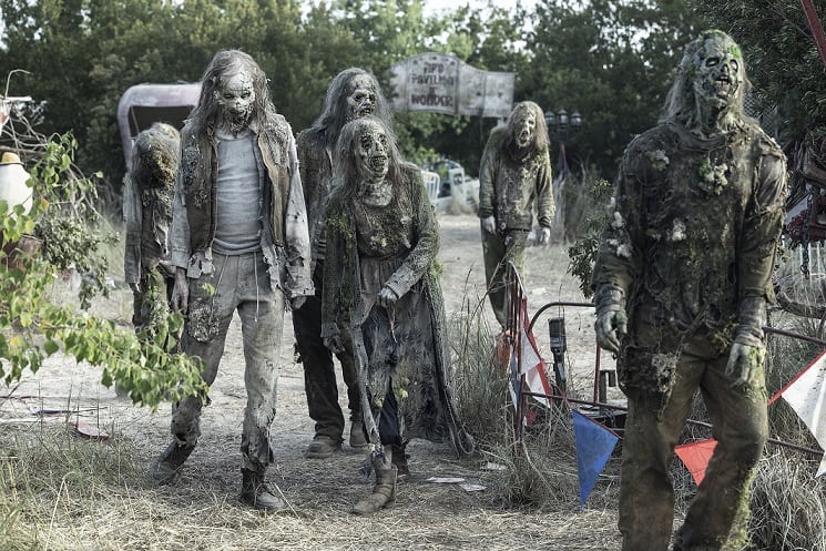 Walkers en el primer episodio de FearTWD Temporada 8